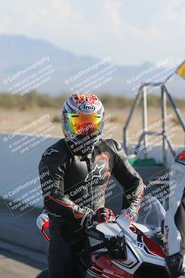 media/Oct-13-2025-Moto Forza (Mon) [[a66d839500]]/1-Around the Pits/
